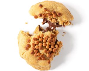 Product photography of the Nutella Stuffy cookie