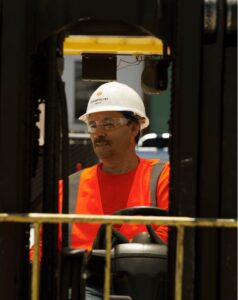 Construction worker with branded Giampolini Group hard hat